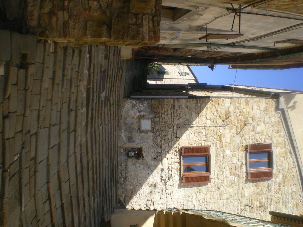 Ferienwohnung La Ruga Fiorita Monteverdi Marittimo Exterior foto